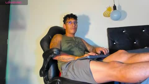 Ricardodominic 1   MODELO INDEPENDIENTE online show from December 28, 2024, 5:33 pm