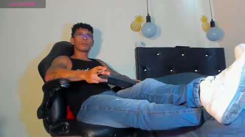 Ricardodominic 1   MODELO INDEPENDIENTE online show from December 31, 2024, 6:23 pm