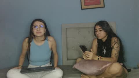 Caroline and Gaby online show from December 28, 2024, 3:20 am