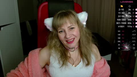 Janette online show from December 1, 2024, 2:04 pm