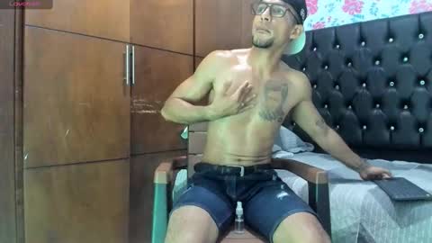 geminiano_hot online show from November 21, 2024, 5:53 pm