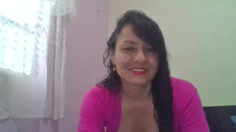 gianna165909 online show from January 6, 2025, 9:42 pm