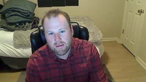 gingerbearded_man online show from November 12, 2024, 3:51 am