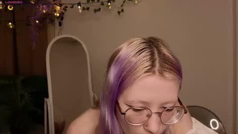 ginny_cute online show from January 28, 2025, 12:56 pm