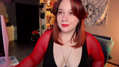 AlexaMillis online show from November 26, 2024, 8:21 pm