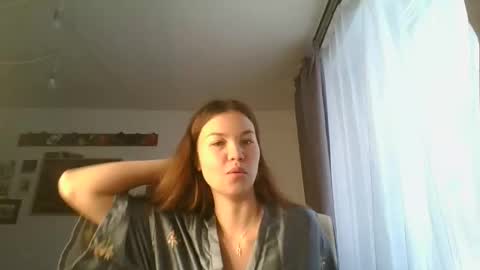 glitter_doll online show from January 6, 2025, 7:58 am