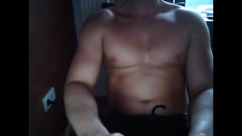 gymxxx_ online show from December 29, 2024, 12:37 pm