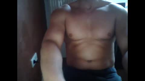 gymxxx_ online show from January 1, 2025, 9:44 am