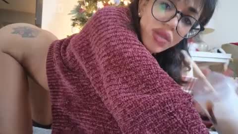 hailey_love_ online show from December 4, 2024, 4:35 pm