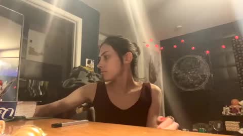 halien695 online show from December 5, 2024, 1:03 am