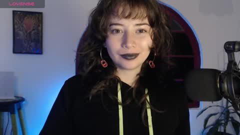 Hannah online show from November 16, 2024, 3:38 am