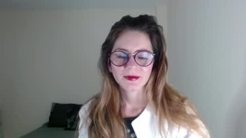 hanny_333 online show from January 6, 2025, 8:51 am