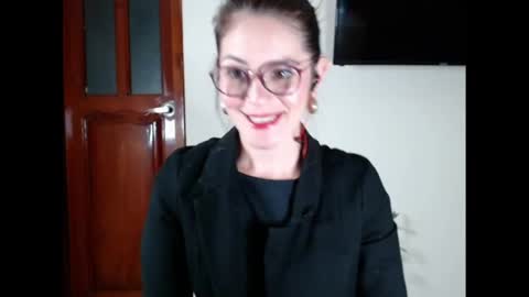 hanny_333 online show from January 20, 2025, 9:59 am