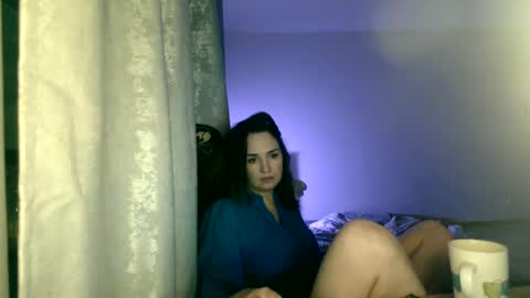 hazeel_x online show from December 4, 2024, 2:45 pm