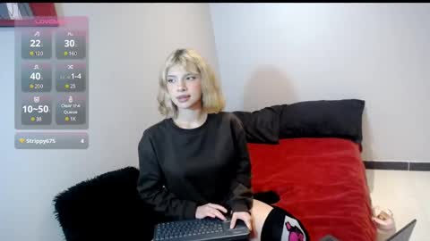 hi_scarlett online show from December 17, 2024, 10:46 am