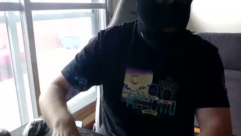 High Skimask online show from January 6, 2025, 11:57 am