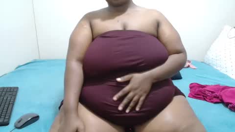 hips2sexy online show from November 25, 2024, 6:39 pm