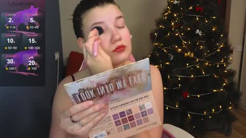 holly_llina online show from December 24, 2024, 6:08 am