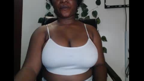 honey_xdoll online show from January 17, 2025, 9:45 pm