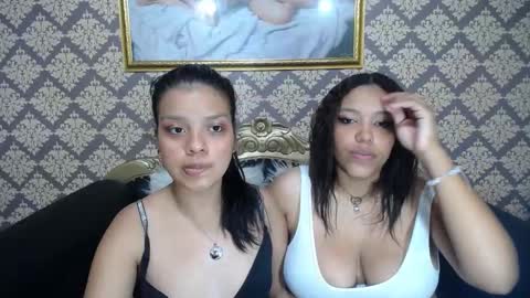 CATALINA Y LAURA  online show from November 27, 2024, 4:05 am