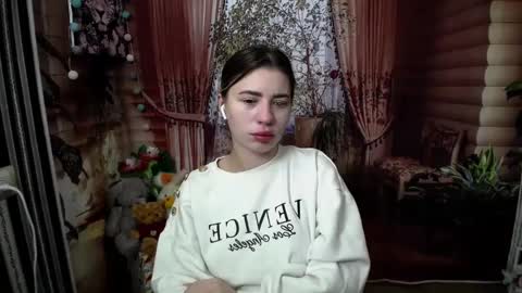 hot_leyla online show from November 13, 2024, 6:42 am