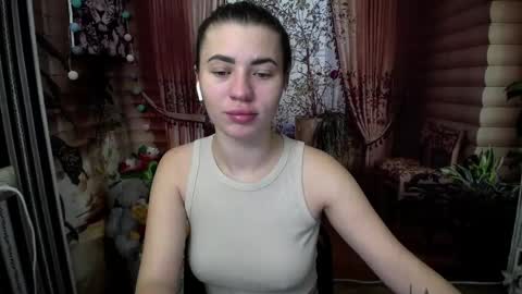 hot_leyla online show from November 14, 2024, 6:43 am