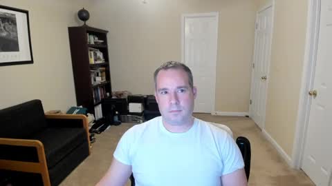 hotmale4u692000 online show from January 27, 2025, 2:51 am