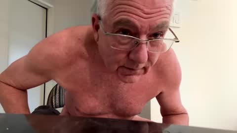 hotsilverdady online show from November 22, 2024, 9:46 pm