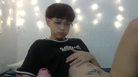 hott_cute69 online show from January 4, 2025, 12:00 pm