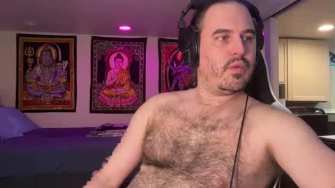 hungdaddywolf online show from December 31, 2024, 9:18 pm