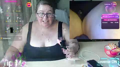 Iceprincess2bad4u online show from December 22, 2024, 10:47 am