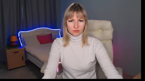 incredible_ariela online show from November 19, 2024, 10:58 am