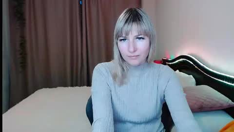 incredible_ariela online show from November 21, 2024, 1:46 pm