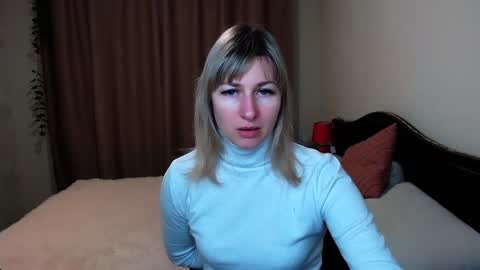 incredible_ariela online show from December 12, 2024, 10:15 am