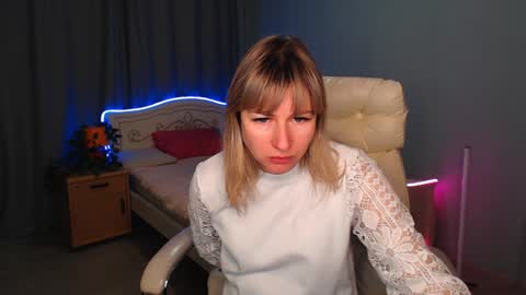 incredible_ariela online show from December 24, 2024, 10:47 am