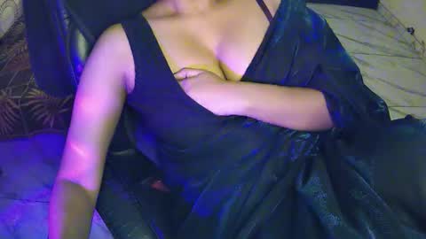 indian_doctor_malika online show from November 16, 2024, 1:22 pm