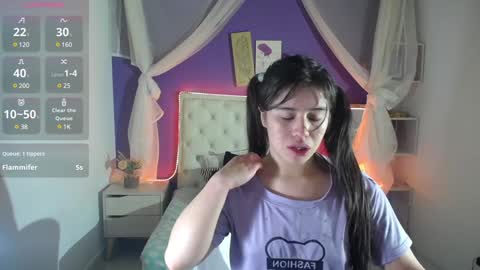 Ingrid petite online show from November 19, 2024, 12:14 pm