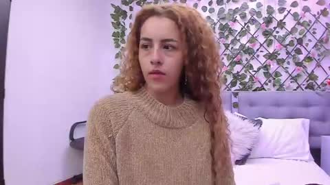 isabella sanchez   online show from December 7, 2024, 12:16 am