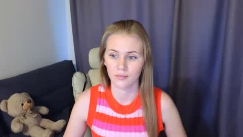 isabelallen online show from December 3, 2024, 11:49 am