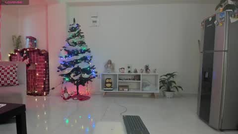 isabella_clarck online show from November 29, 2024, 11:59 am