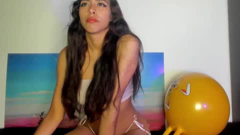 Isa  ebony 19 colombiana girl latina online show from January 8, 2025, 12:24 pm