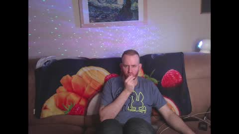 Tall Jewish Ginger DOM online show from December 4, 2024, 3:29 pm