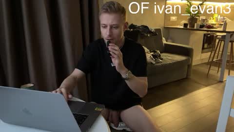 ivan_evan6 online show from January 28, 2025, 2:34 pm