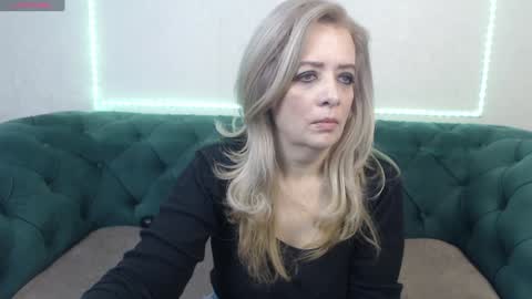 ivanacharm online show from December 22, 2024, 4:27 am