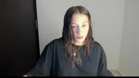 ivanna_essis online show from January 7, 2025, 5:14 am