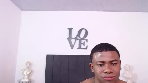 jackson_boyxx online show from November 22, 2024, 7:05 pm