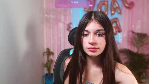 jade_rey19 online show from November 21, 2024, 10:24 pm