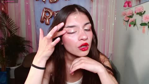 jade_rey19 online show from December 27, 2024, 10:06 pm