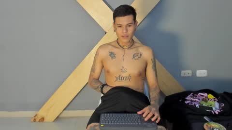 Jamesinked  online show from December 10, 2024, 5:25 pm