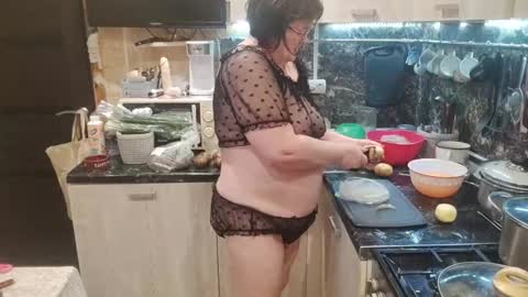 janet_fyre online show from December 17, 2024, 12:55 pm